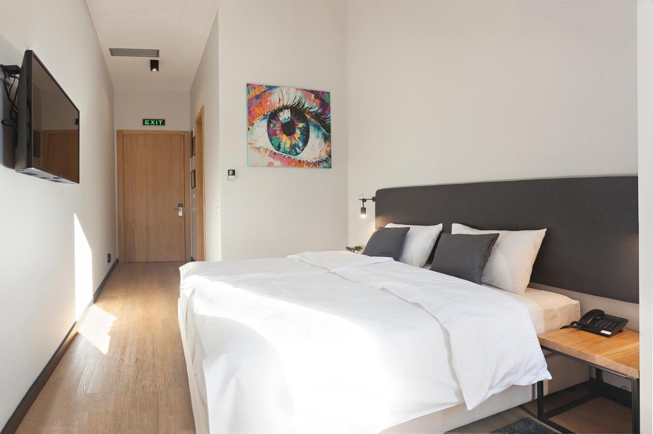 Kombinat Rooms City Center نوفي ساد المظهر الخارجي الصورة