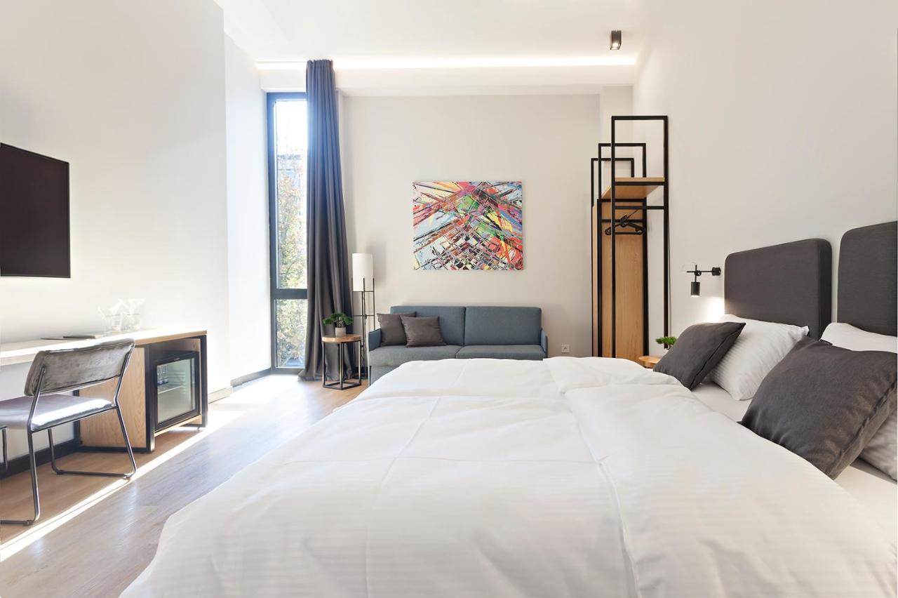 Kombinat Rooms City Center نوفي ساد المظهر الخارجي الصورة