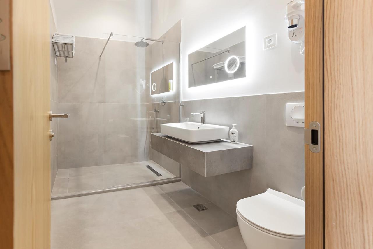 Kombinat Rooms City Center نوفي ساد المظهر الخارجي الصورة